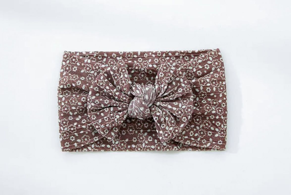 Cable knit bow headband - Chocolate floral