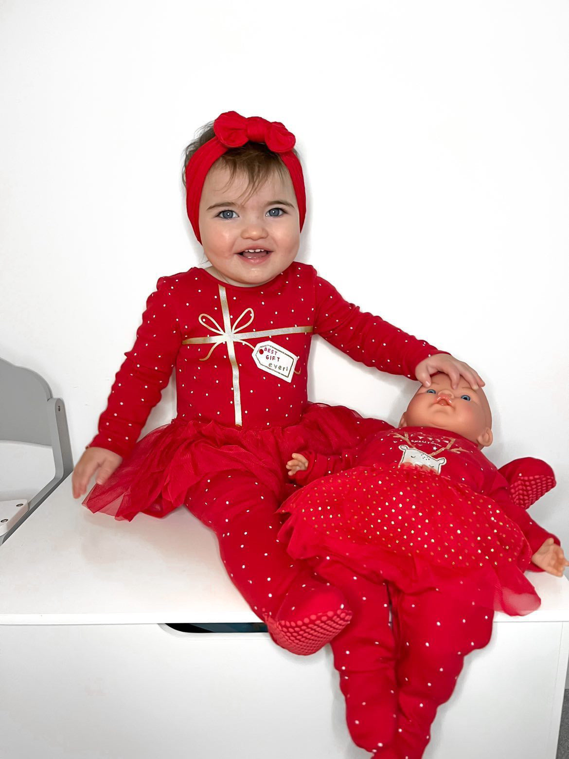 Cable knit bow headband- Red